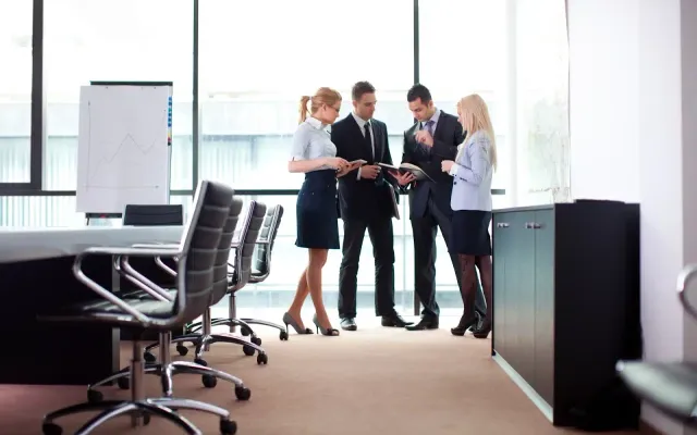 How to Take Meeting Minutes That Matter (Templates Included)