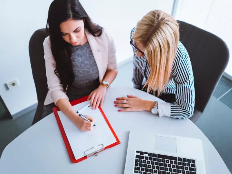 1:1 Meeting Templates That Build Trust and Boost Team Dialogue