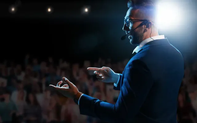 What to Look for in a Public Speaking Coach Who Gets Results