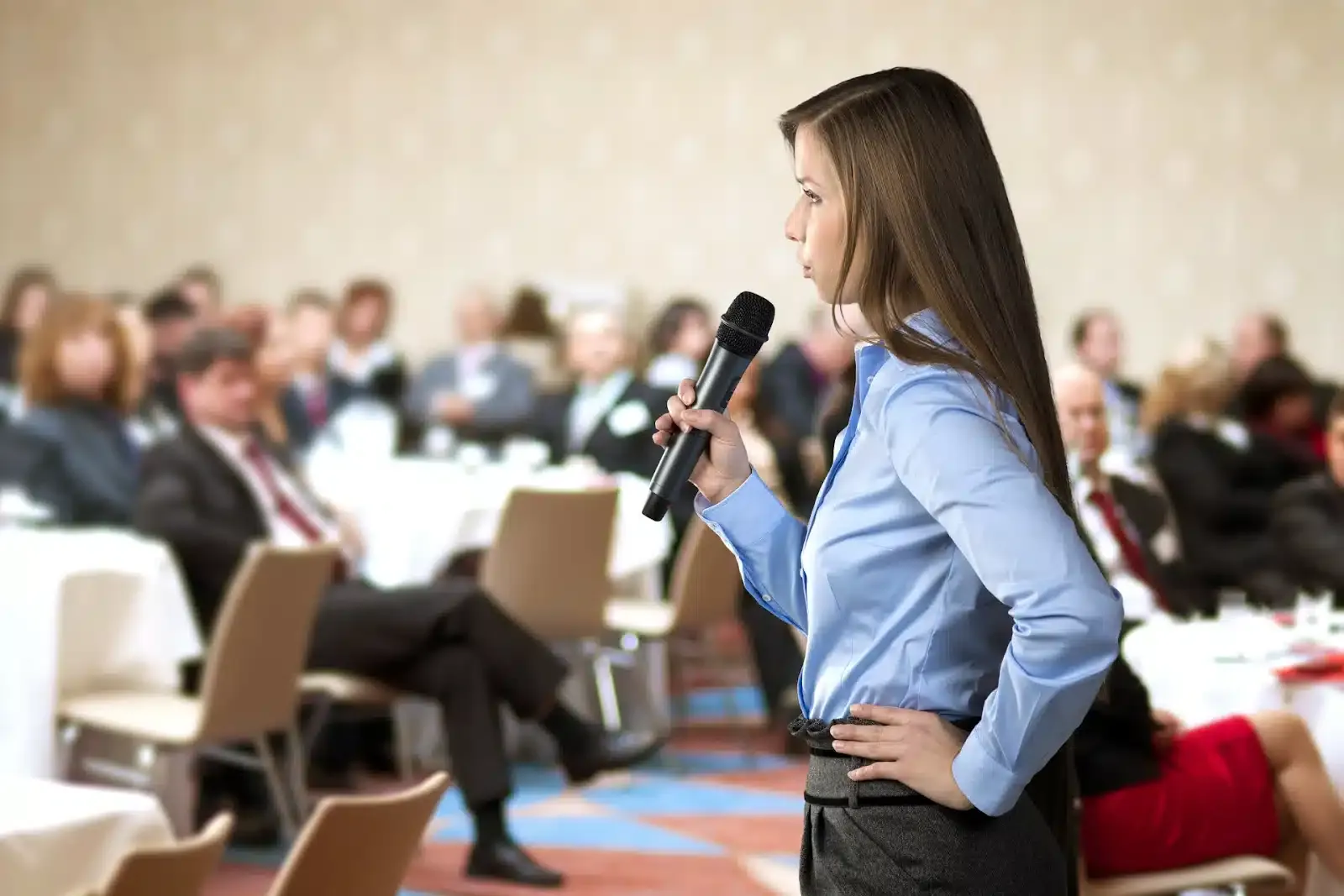 Use this sample speech outline to structure a talk that hooks your audience and invites interaction from the first line. Includes a ready-to-fill template. How to Use a Sample Speech Outline to Create Instant Audience Engagement