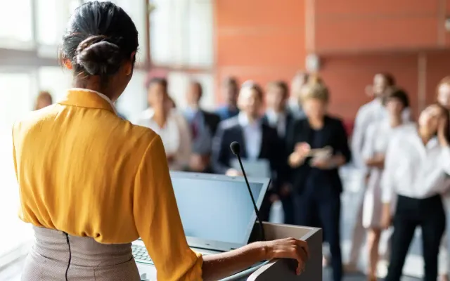 Strategies for Public Speakers to Maximize Audience Impact