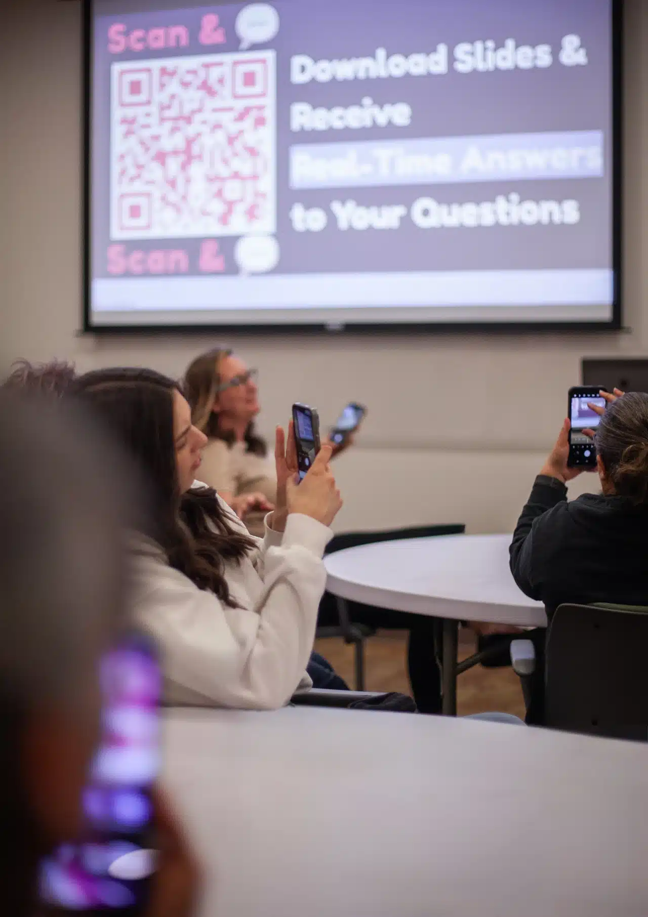 Audience Connecting to PresEngage